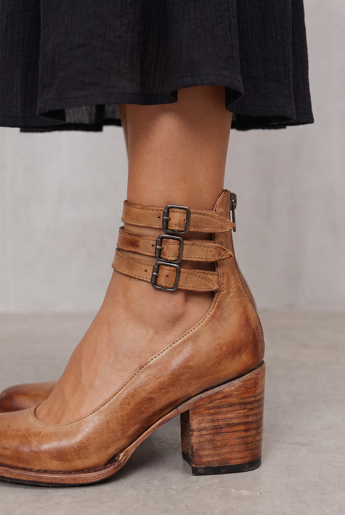 Comfortable Classic Strap Heels