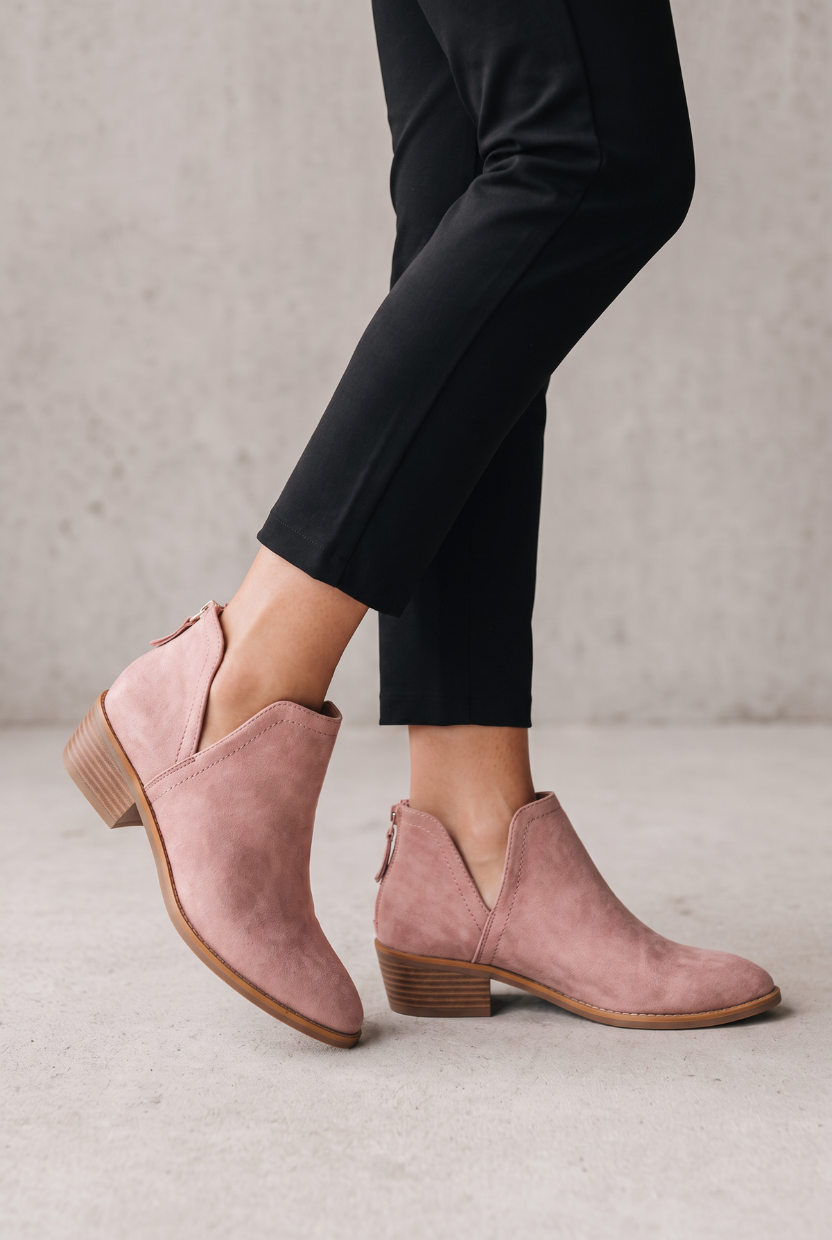 Elegant Everyday Ankle Boots For Women - Pink