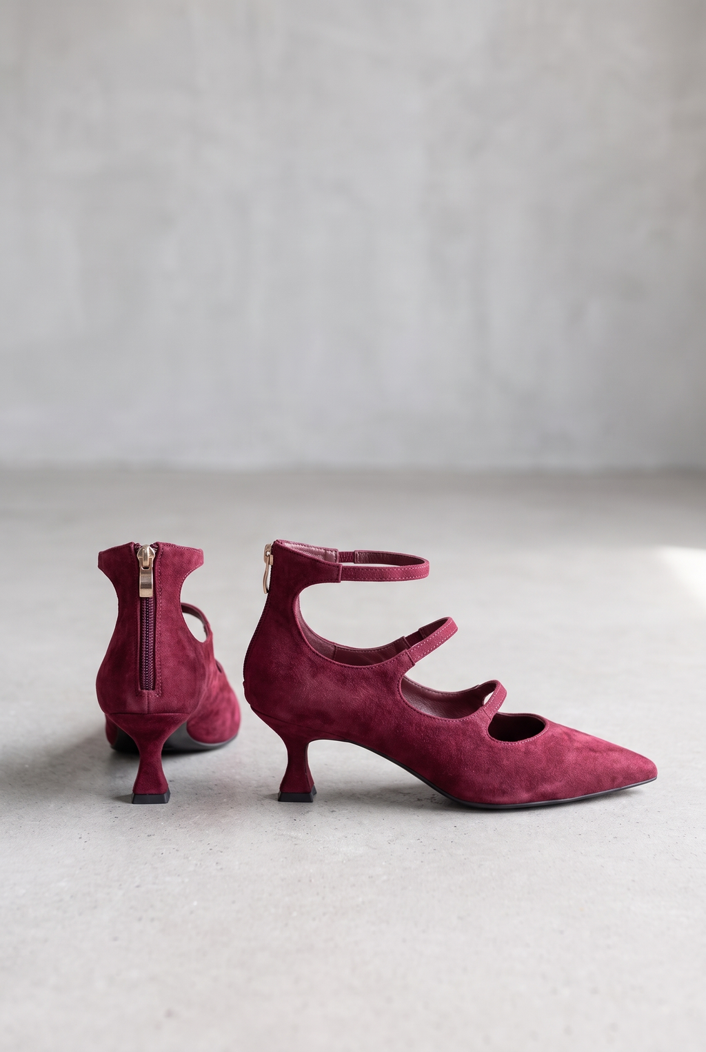 Decollete With Straps And Low Heel