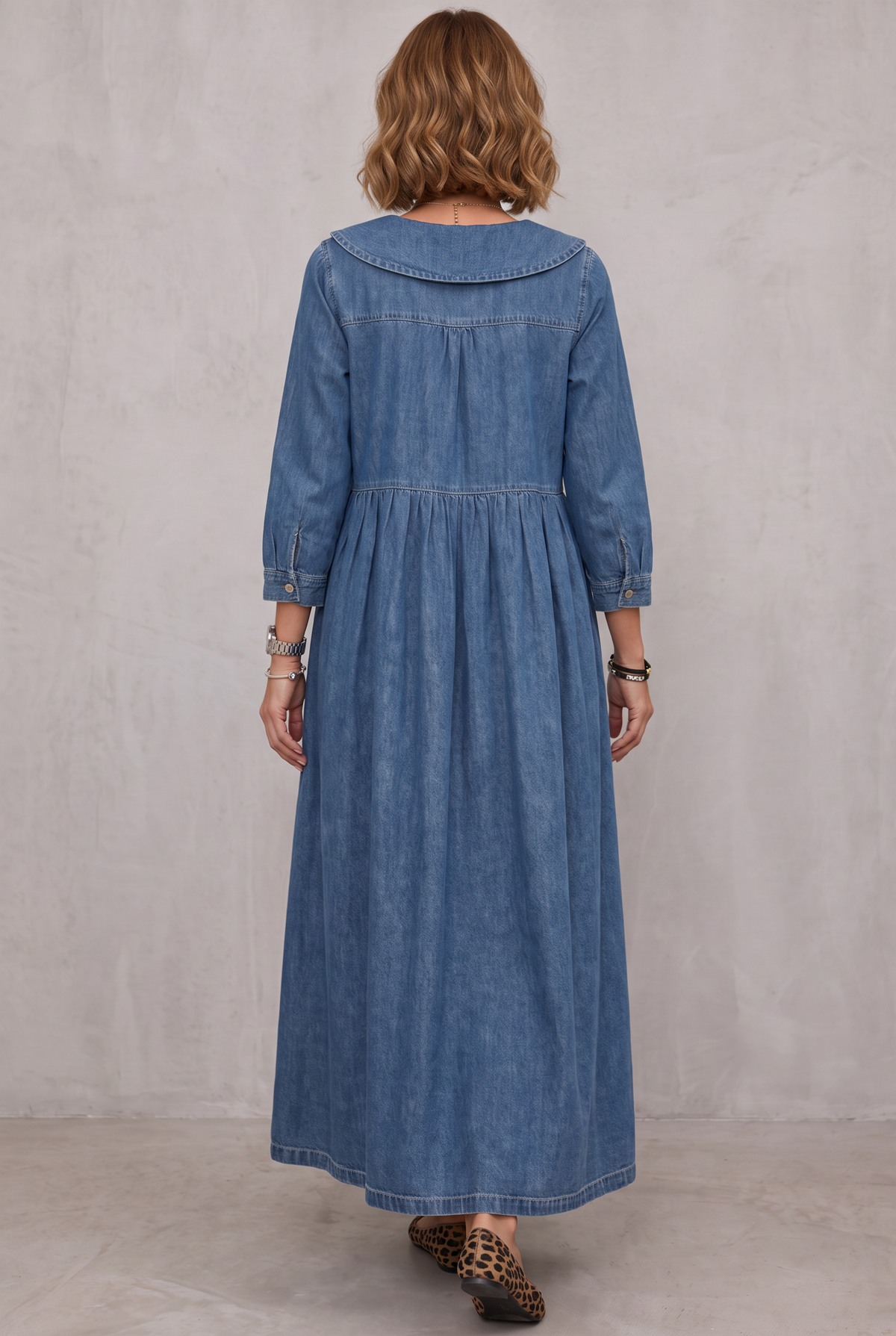 Collared Denim Dress with a Straight Cut