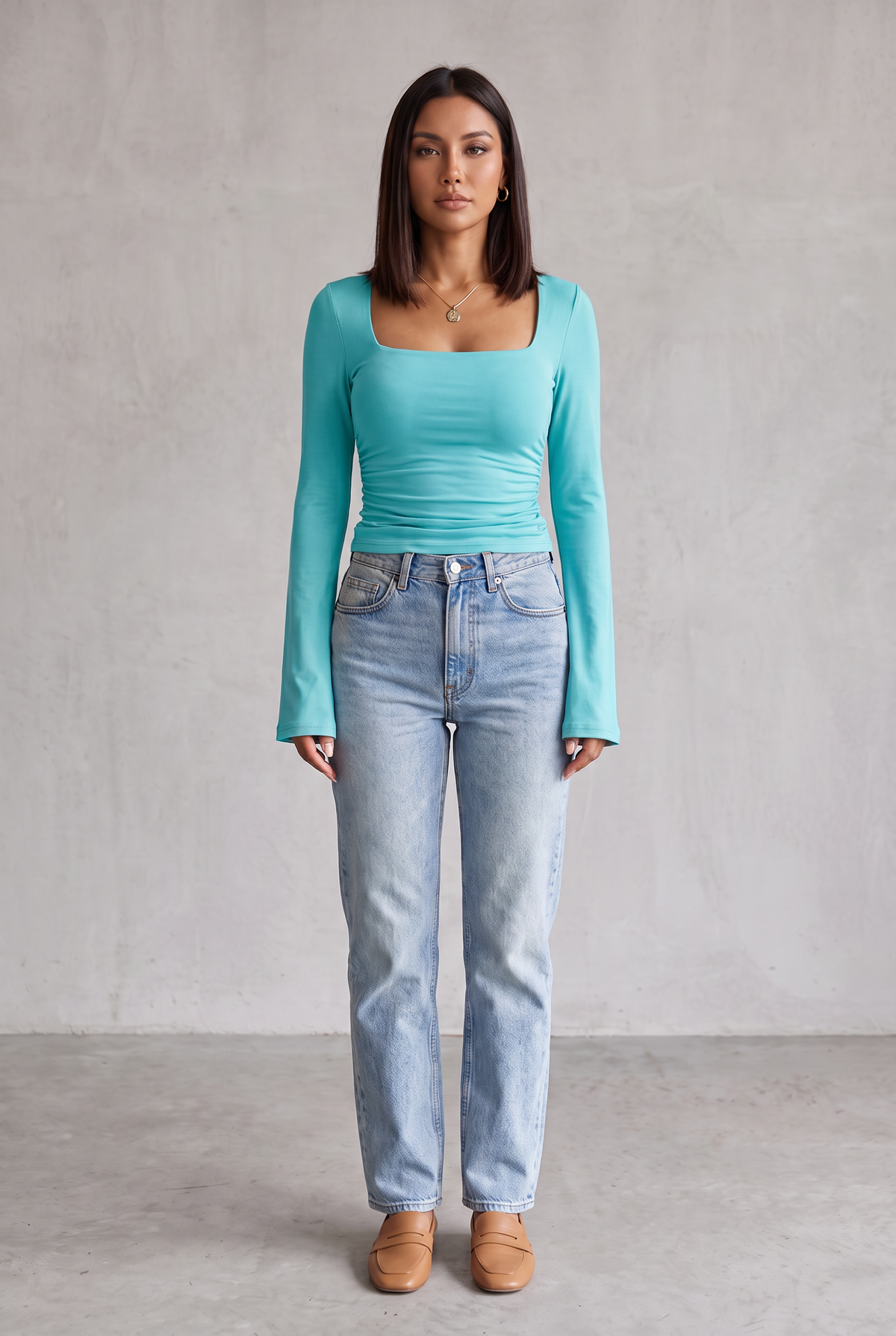 Isabella Romano | Sculpting Square Neck Top For Women